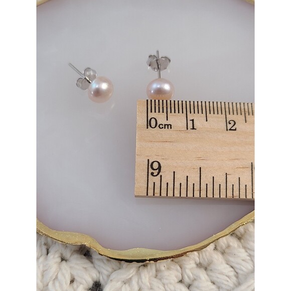 Sterling Silver 7MM Pink Pearl Stud Earrings Freshwater Classic Dainty Gift Pair - Picture 4 of 5